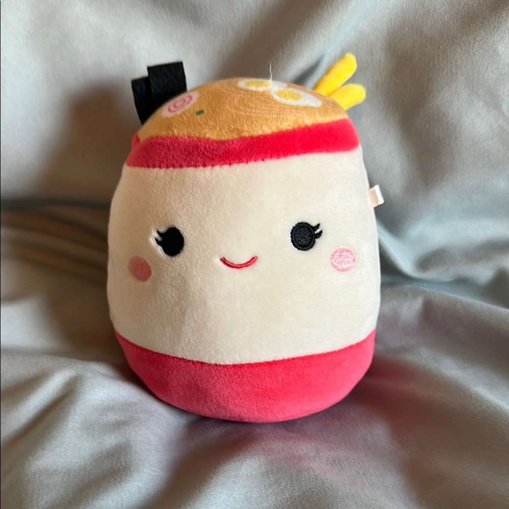 Squishmallows - Raisy - Ramen